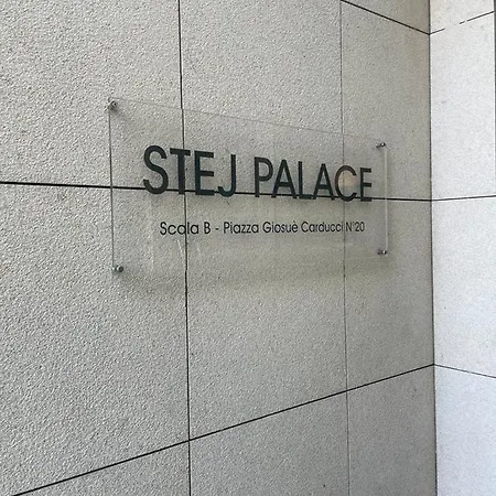 Stej Palace- Solo Per Famiglie- Walterigato Apartment *